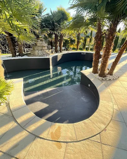 Construction piscine sur mesure PVC armé à Porto-Vecchio par Piscine Sud